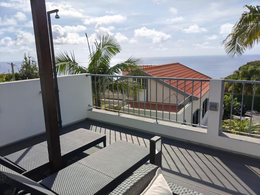 Vаrаndаs Dо Sоl-Vista Relaxante Entre Mar E Montanha Apartment Ponta do Sol  Exterior photo